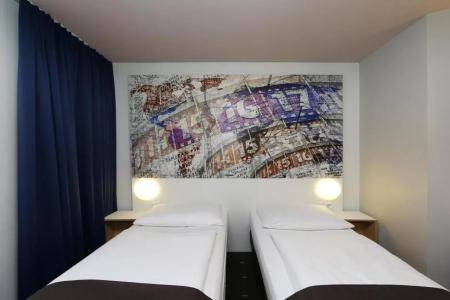 B&B Berlin Alexanderplatz - 14