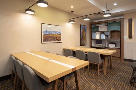 Holiday Inn & Suites Downtown, an IHG - 45