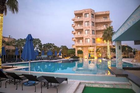 Ramada Resort Dead Sea - 32