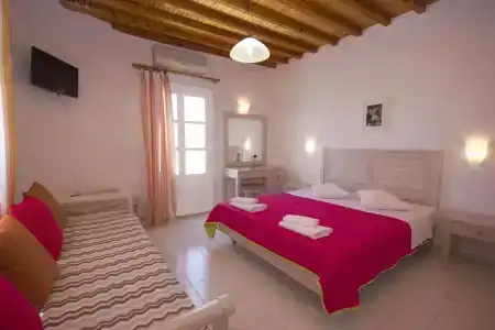 Cyclades Studios - 108