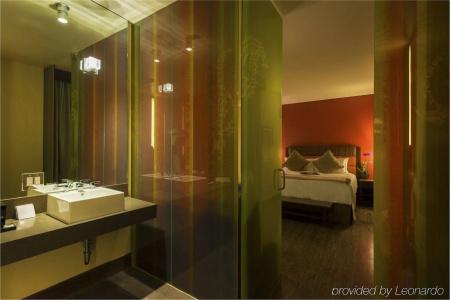 Sirtaj – Beverly Hills - 20
