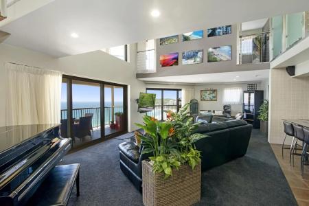 Burleigh Esplanade - 35