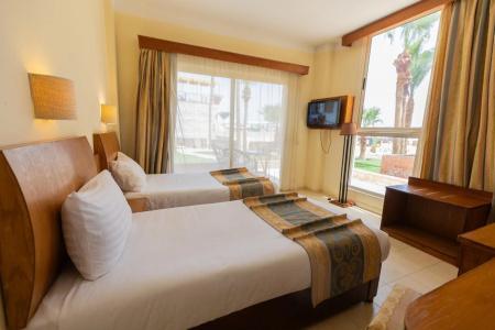 Empire Beach Resort - 4