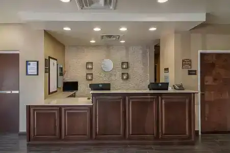 Comfort Inn South I-20 - 22