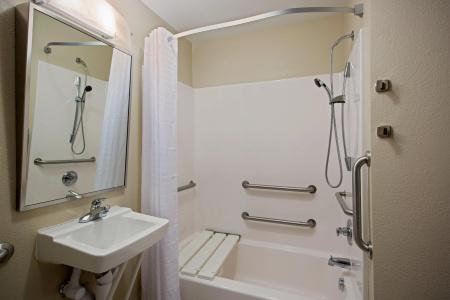 Candlewood Suites Indianapolis Northwest, an IHG - 10