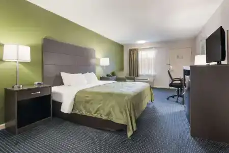 Quality Inn Little Creek - 50