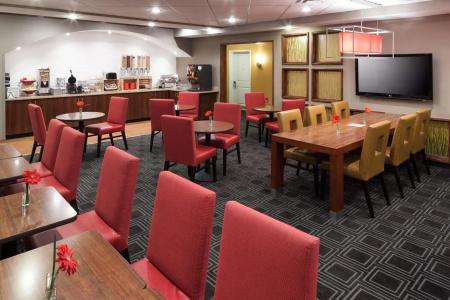 TownePlace Suites by Marriott West - 5
