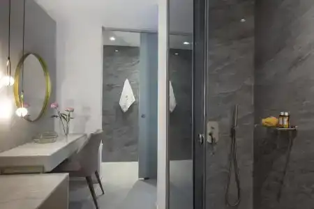 Mirabile Luxury Suites - 40