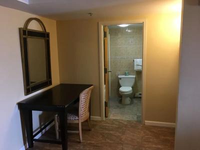 Sea Palace Inn - 81