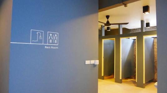 Amity Poshtel - 10