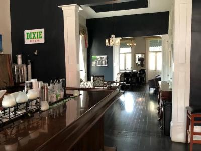 Lafitte & Bar - 18