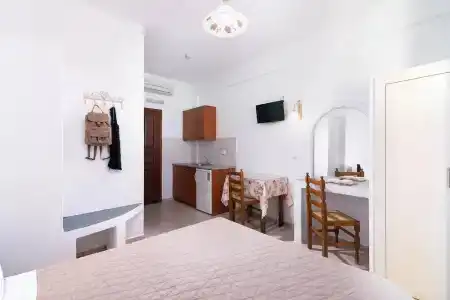 Mandilaria Studios - 91