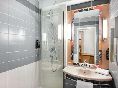 Ibis Budapest Heroes Square - 43