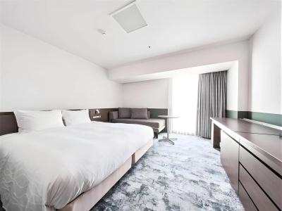 Richmond Fukuyama Ekimae - 32