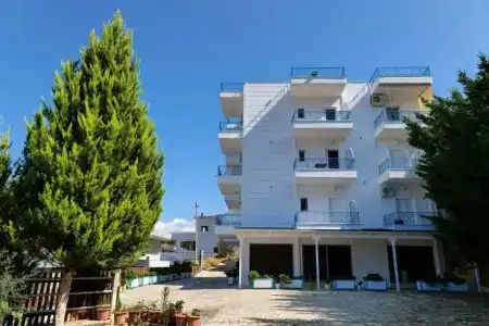 Miracle Saranda - 33