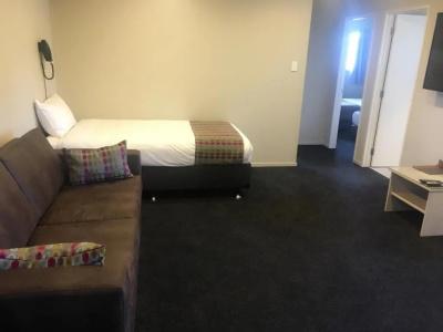 Ellerslie Palms - 61