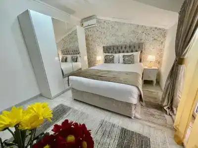 Premier City Aparthotel - 77
