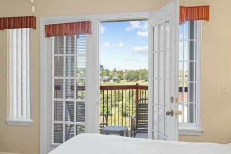Grand Crowne by Capital Vacations - 63