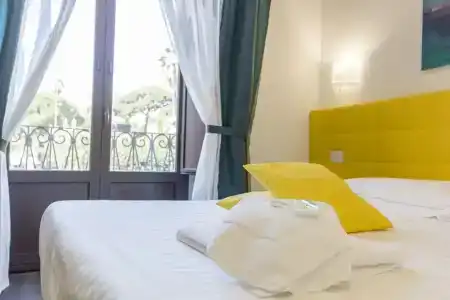 Etna Suite Group - 150