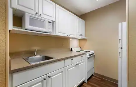 Extended Stay America Suites - - International Speedway - 32