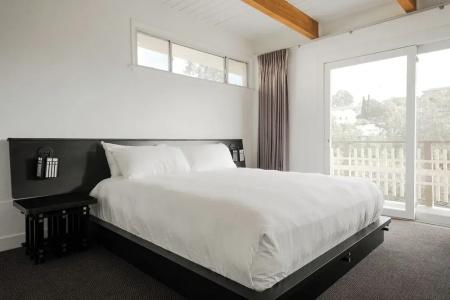 Hollywood Hills - 61