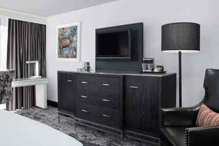 DoubleTree by Hilton - 20