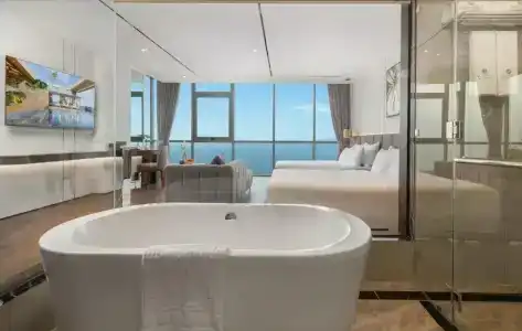 Le Hoang Beach Danang - 205