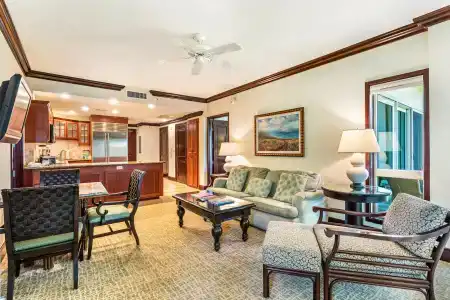 Waipouli Beach and Spa Kauai by Outrigger - 11