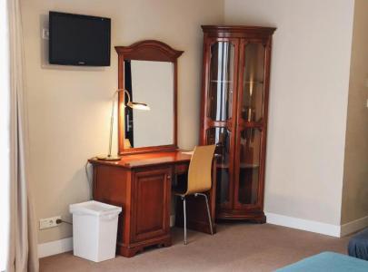 Corner House - 36