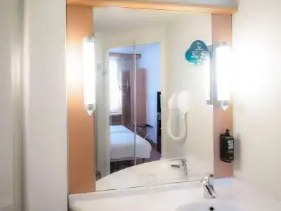 Ibis Kraków Stare Miasto - 8