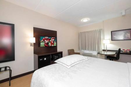 Red Roof Inn Plus+ – Southpoint - 44
