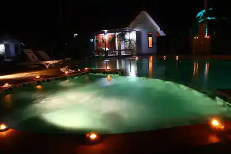 Phalarn Inn Resort - 13