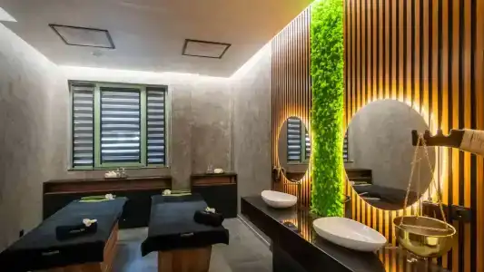 Ramada by Wyndham Sofia City Center - 1