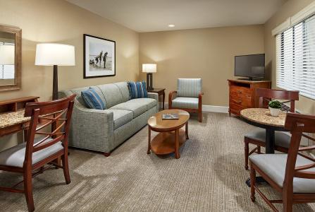 Glorietta Bay Inn - 45