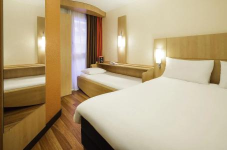 ibis Versailles Château - 15