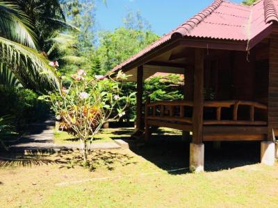 Namtok Bungalows - 5