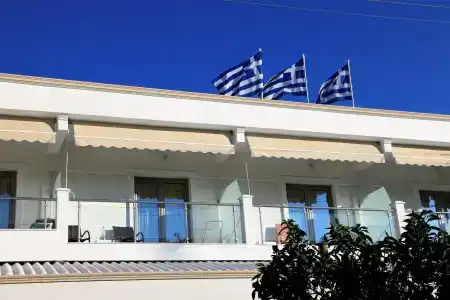Akrogiali Exclusive (Adults Only) - 0