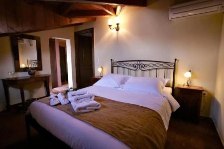 Isioni Pension - 42