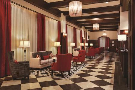 Hampton Inn & Suites - 15