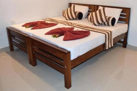 OYO 438 Sarala Residence - 4