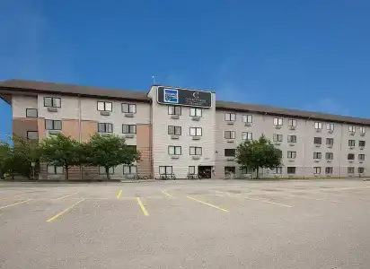 Residence & Conference Centre --Waterloo - 0