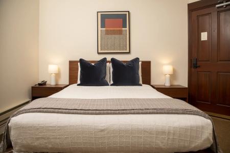 Washington Square Inn - 76