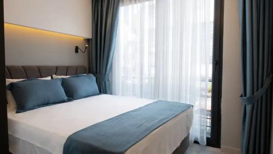 Opera Suites Apart - 100
