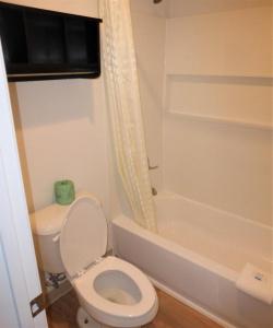 Red Roof Inn Houston - Jersey Village - 15