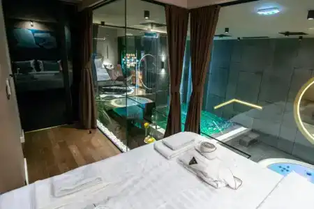 Central Park Residence - 146