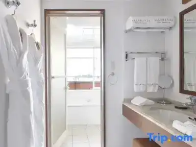 Shigira Bayside Suite Allamanda - 120