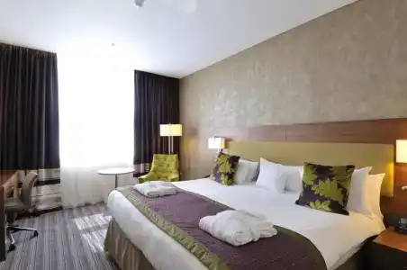 DoubleTree by Hilton London – West End - 32