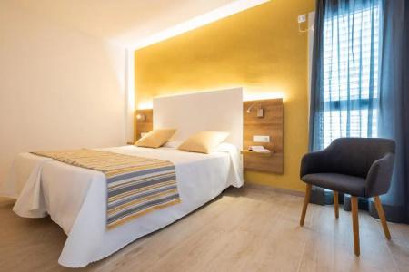 & Apartamentos Casablanca - 36