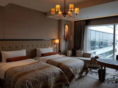 Shangri-La Bengaluru - 3