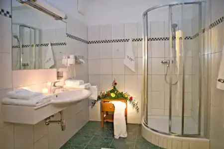 Cella Central Historic Boutique - 7